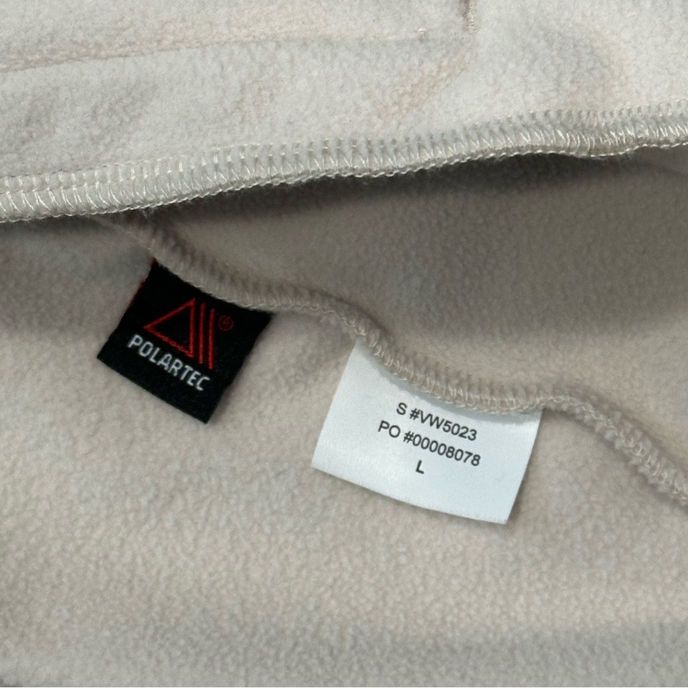 Vuori Women's Aspen Full Zip Jacket in Dune Size Large - Picture 10 of 16